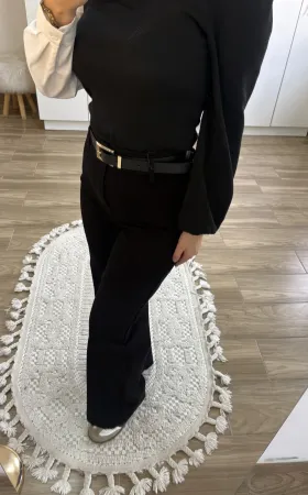High-Waisted Wide-Leg Jeans with Belt