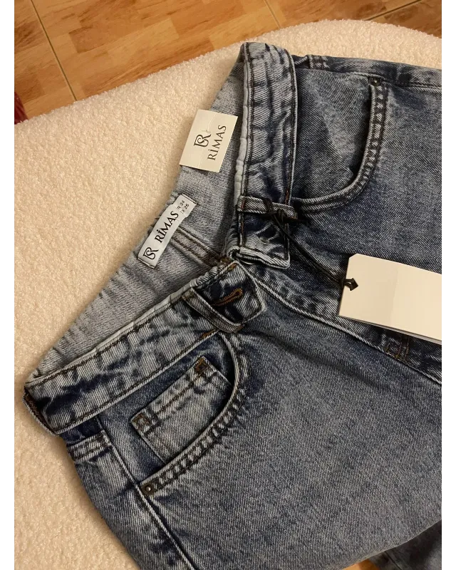 Layered-Waist Design Jeans