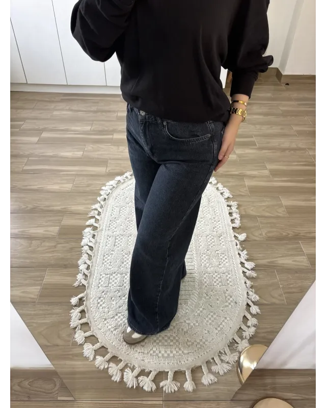 Dark Blue Wide-Leg Jeans