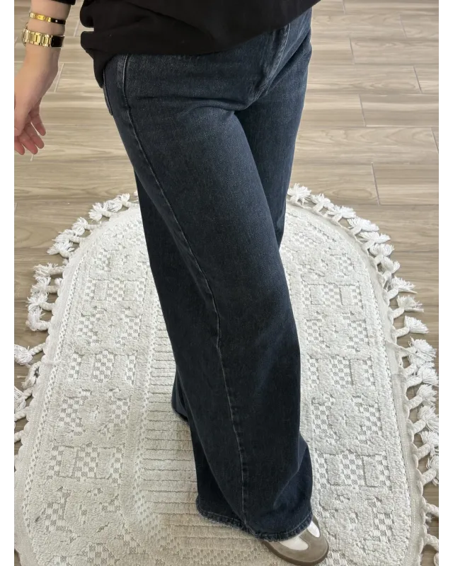 Dark Blue Wide-Leg Jeans