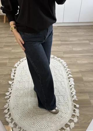 Dark Blue Wide-Leg Jeans