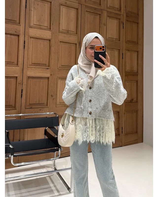 Premium Lace-Hem Cardigan – Light Grey