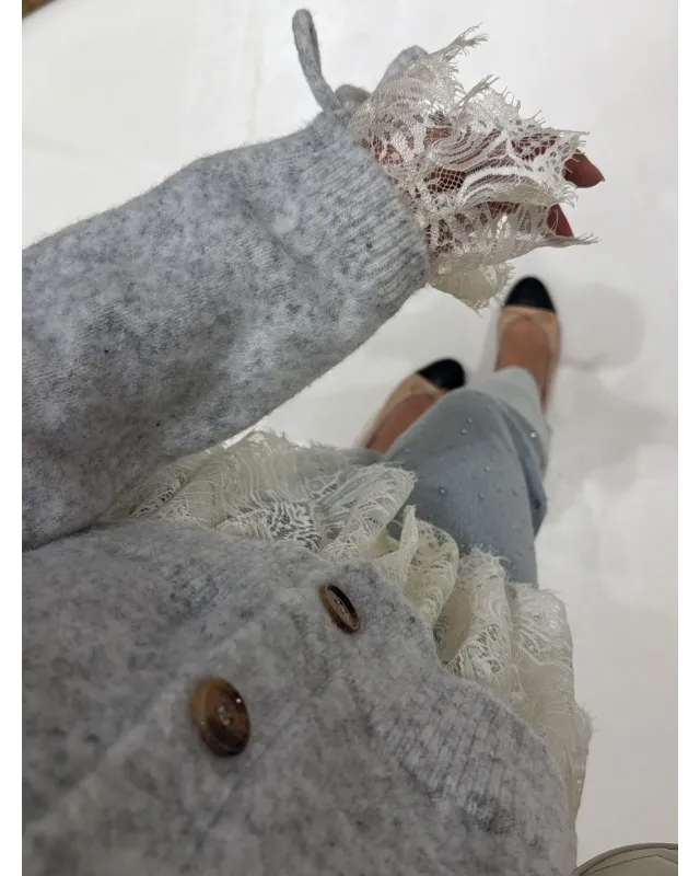 Premium Lace-Hem Cardigan – Light Grey