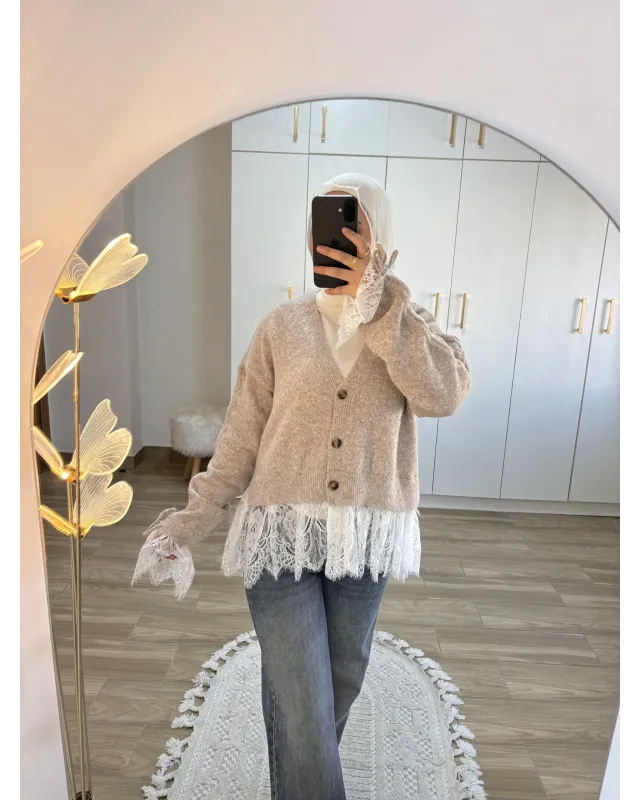 Premium Lace-Hem Cardigan – Taupe