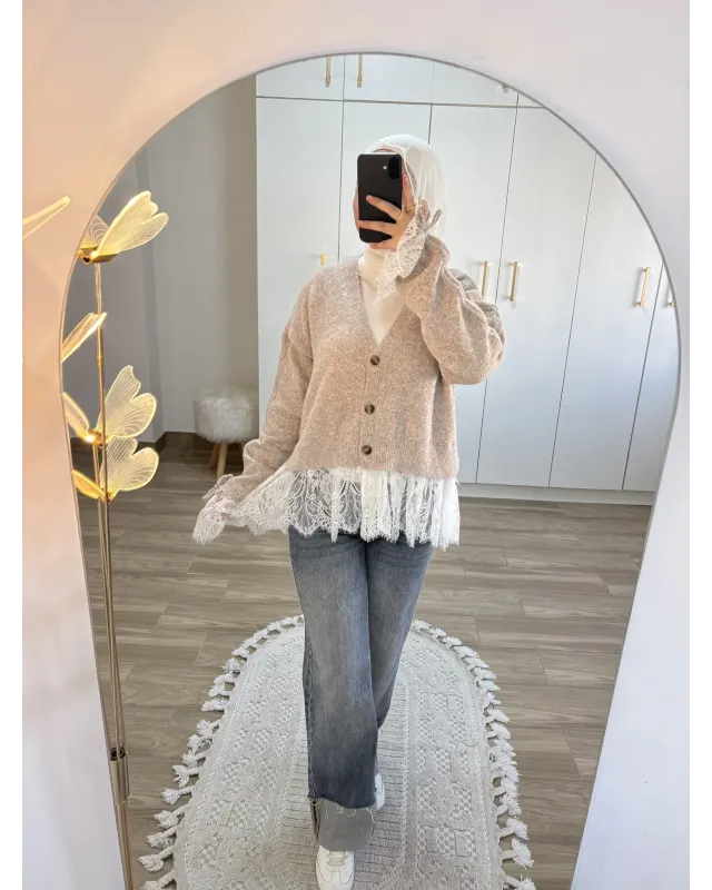 Premium Lace-Hem Cardigan – Taupe