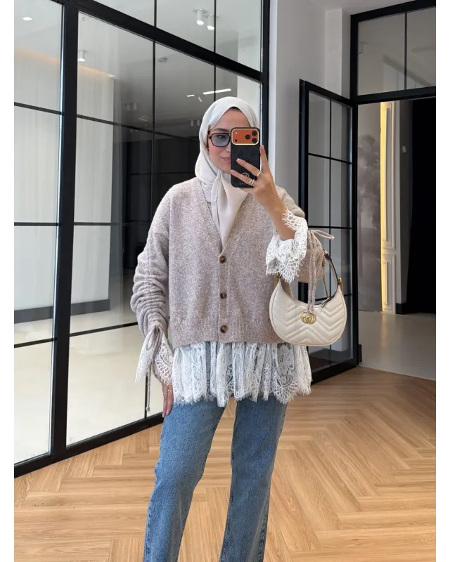 Premium Lace-Hem Cardigan – Taupe