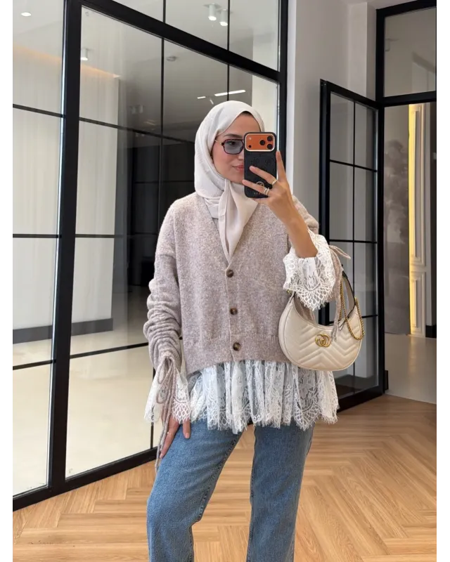 Premium Lace-Hem Cardigan – Taupe