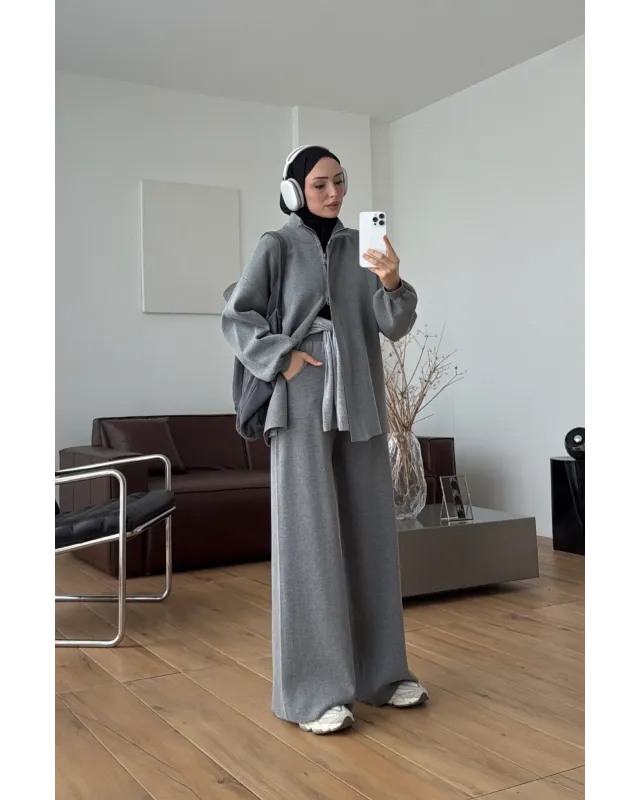 Grey Double-Zip Structured Knit Set
