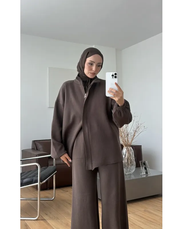 Brown Double-Zip Structured Knit Set